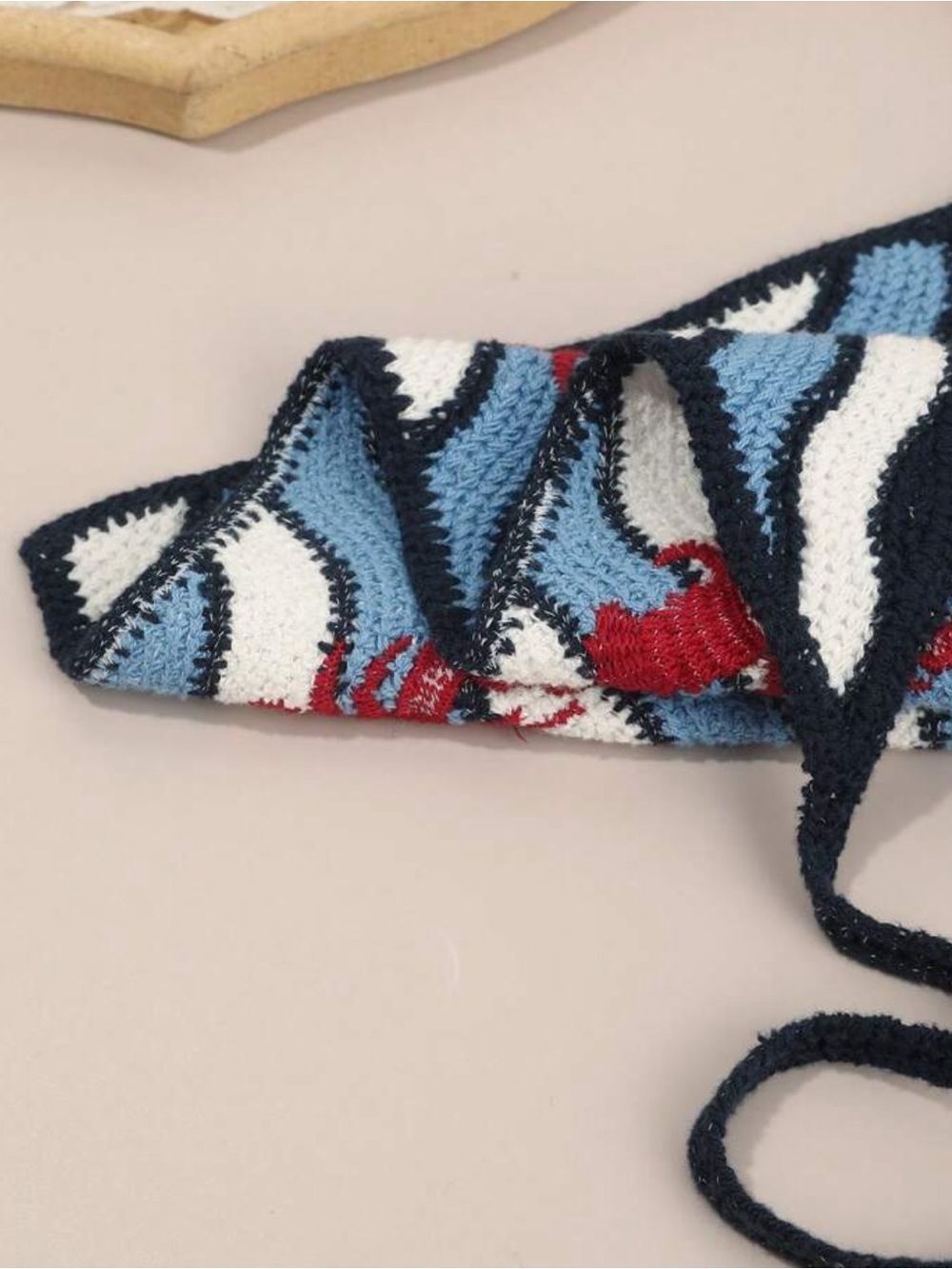 Red Lobster Print Scarf S143 - Picture 4 of 5